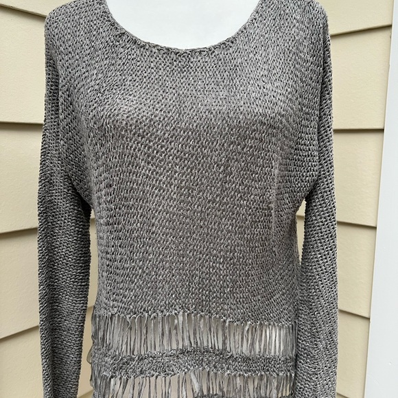 Abercrombie & Fitch Grey Sweater Top - Picture 2 of 10